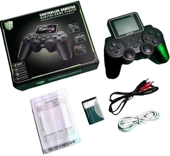 S10 Remote Handheld Game Console with controller